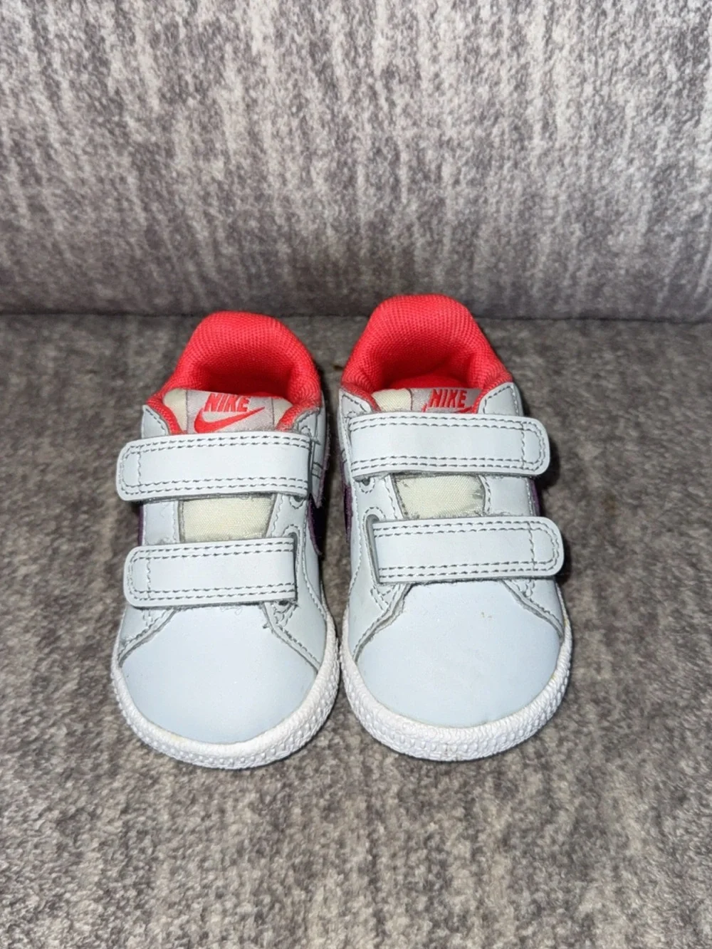 Nike Toddler Shoes Size C2 White/Navy/Coral Hook & Loop Sneakers